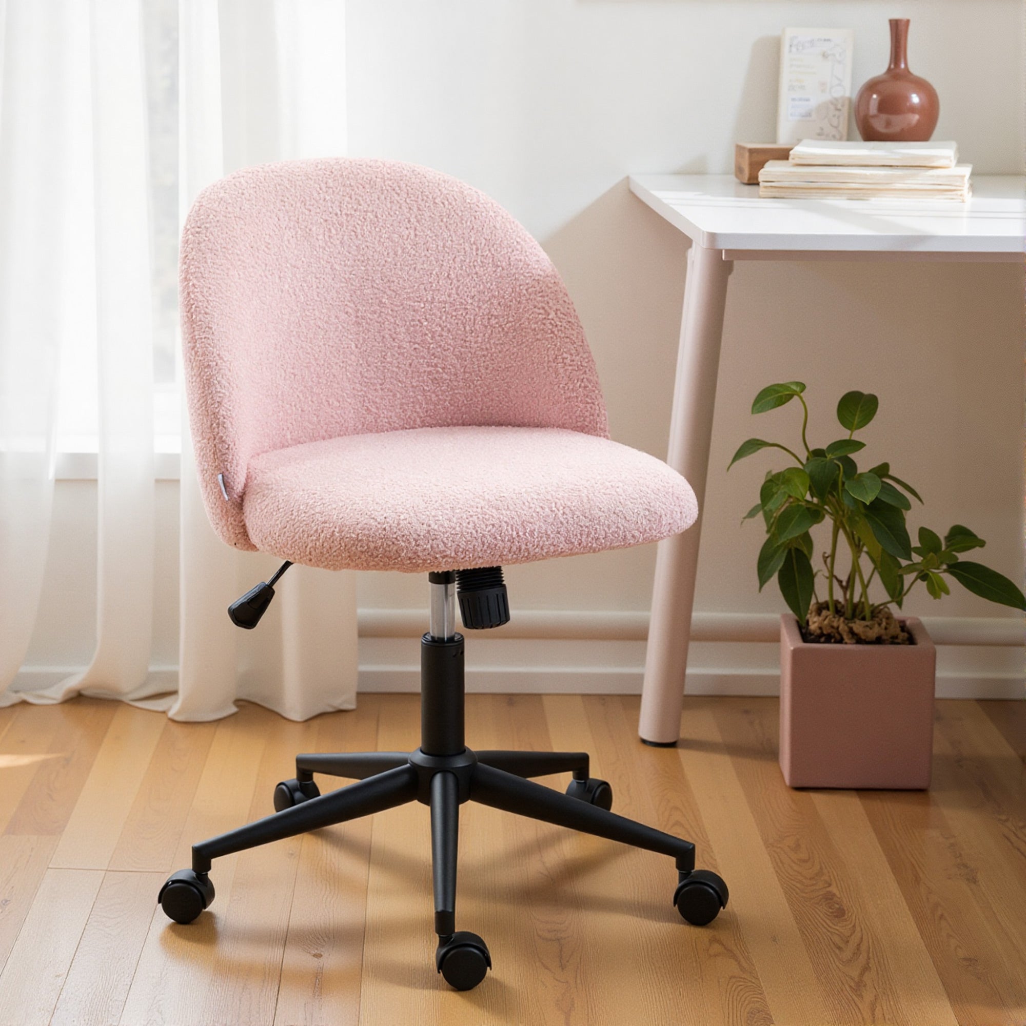 Teddy Fleece Office Chair with Wheels - Light Pink