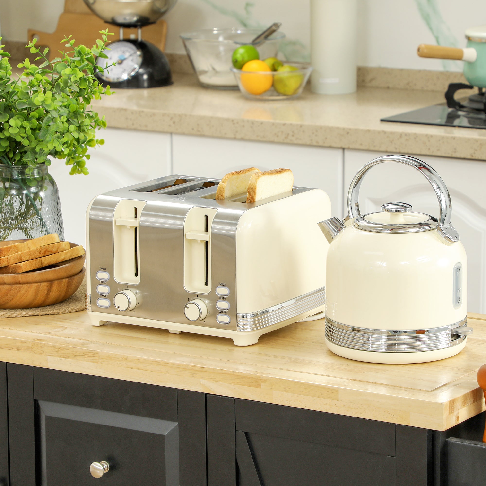 Polished Metal Kettle and 4-Slice Toaster Set - Cream