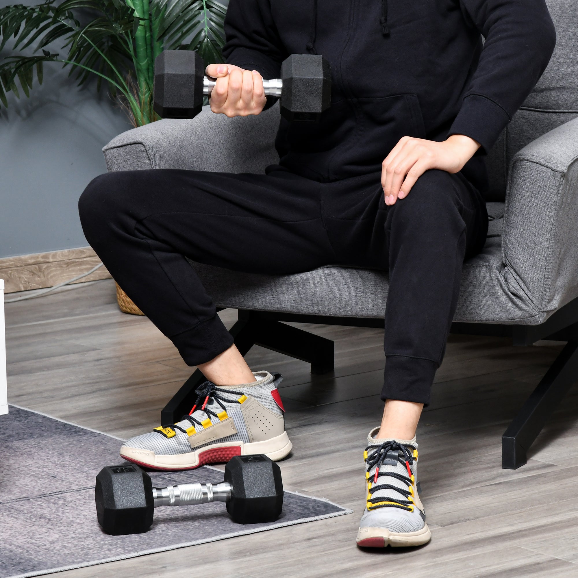 Set of 2 Rubber Hex Dumbbells for Weight Lifting - Black