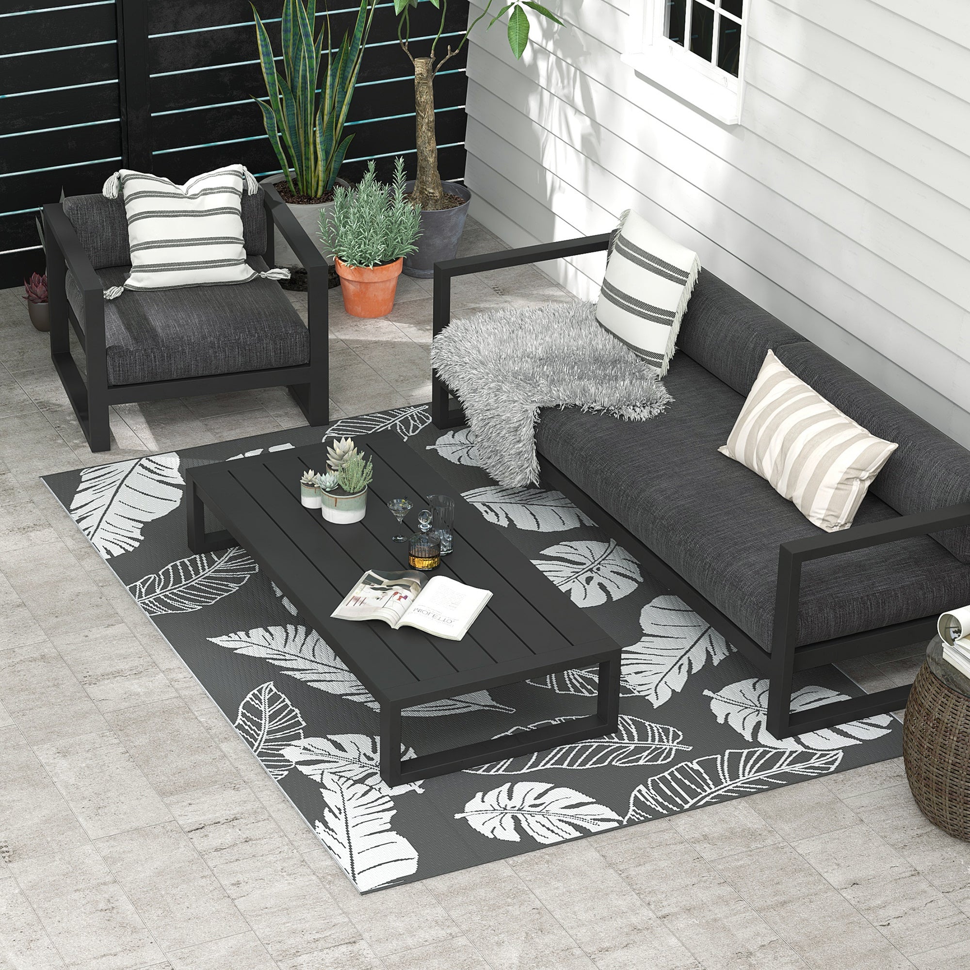 1 Piece Reversible Outdoor Rug with Carry Bag - Grey and White