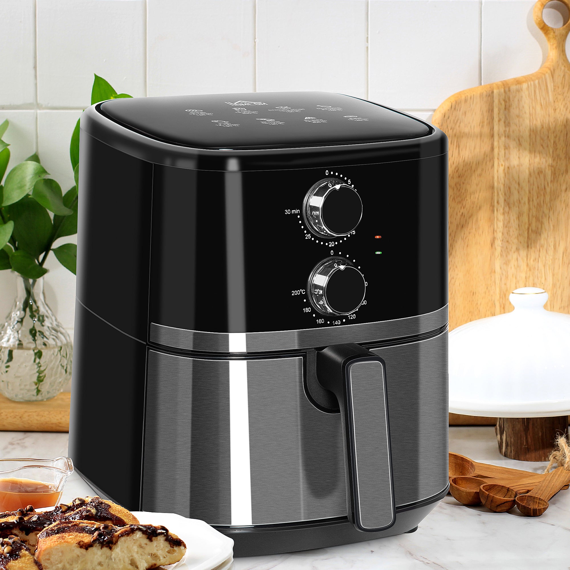 4.5L 1500W Air Fryer Oven with Rapid Air Circulation - Black