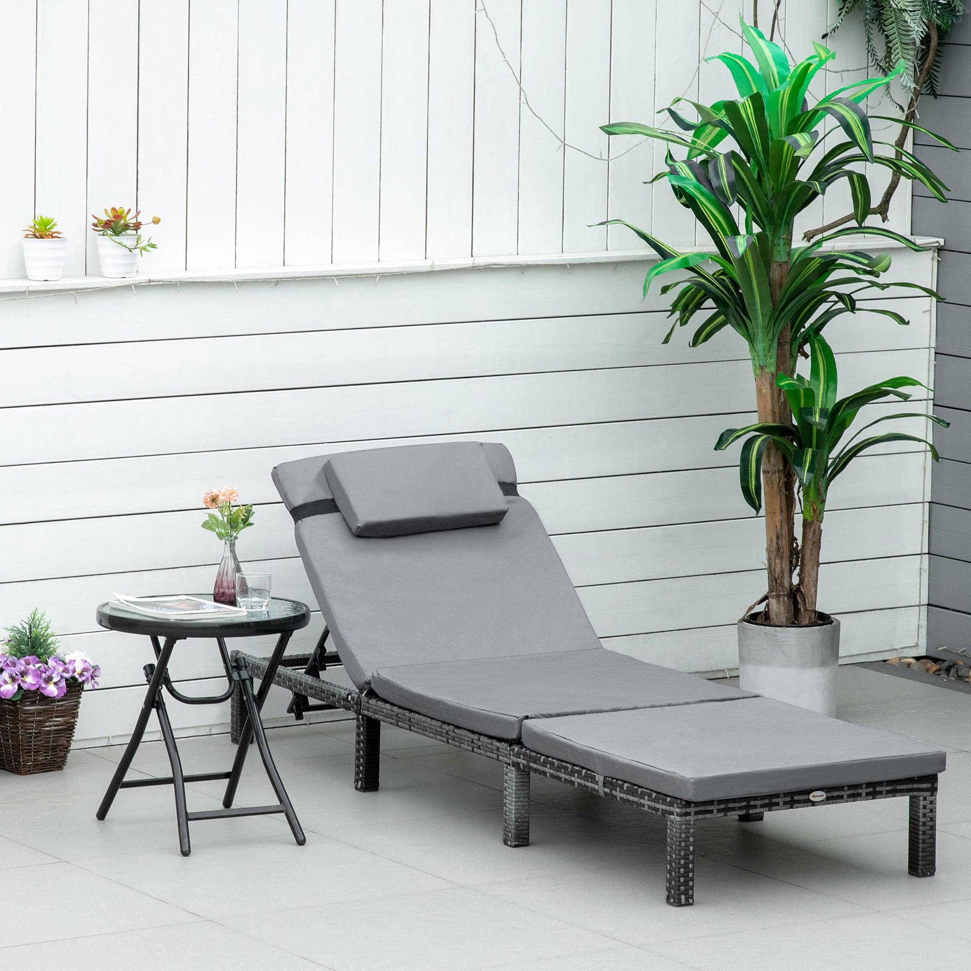 Outdoor Rattan Reclining Sun Lounger with Fire Resistant Sponge - Grey