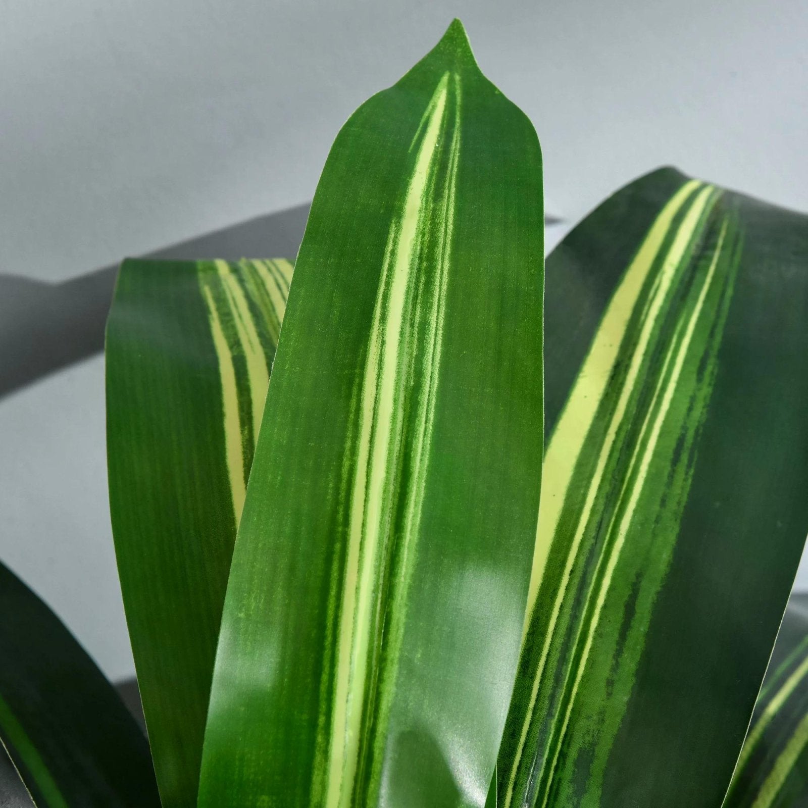 110cm/3.6FT Artificial Dracaena Tree Decorative Plant 40 Leaves with Nursery Pot, Fake Tropical Tree for Indoor Outdoor Décor - Bedzy UK modern and affordable home furniture England