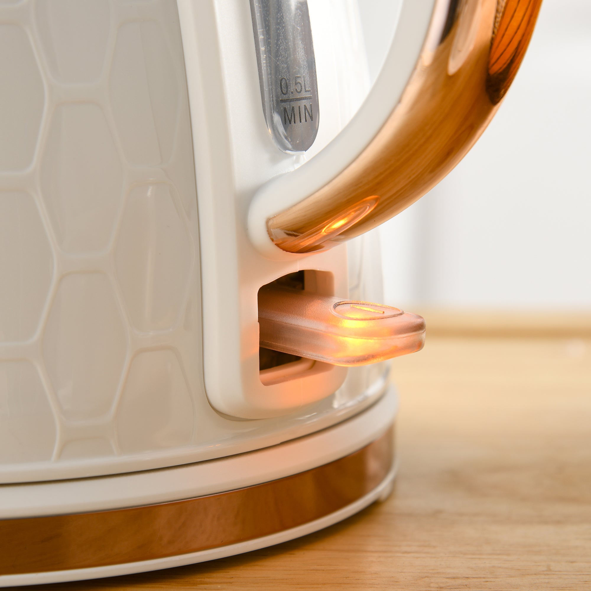 3kW Rapid Boil Honeycomb Kettle - Cream