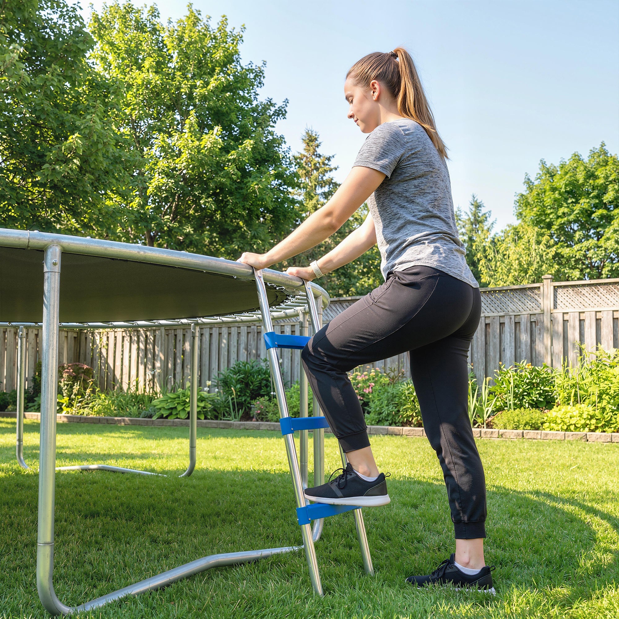 Trampoline Ladder, 3-Steps with Horizontal Wide Steps, Universal Hook, Galvanised Steel Frame, 150kg Load Capacity