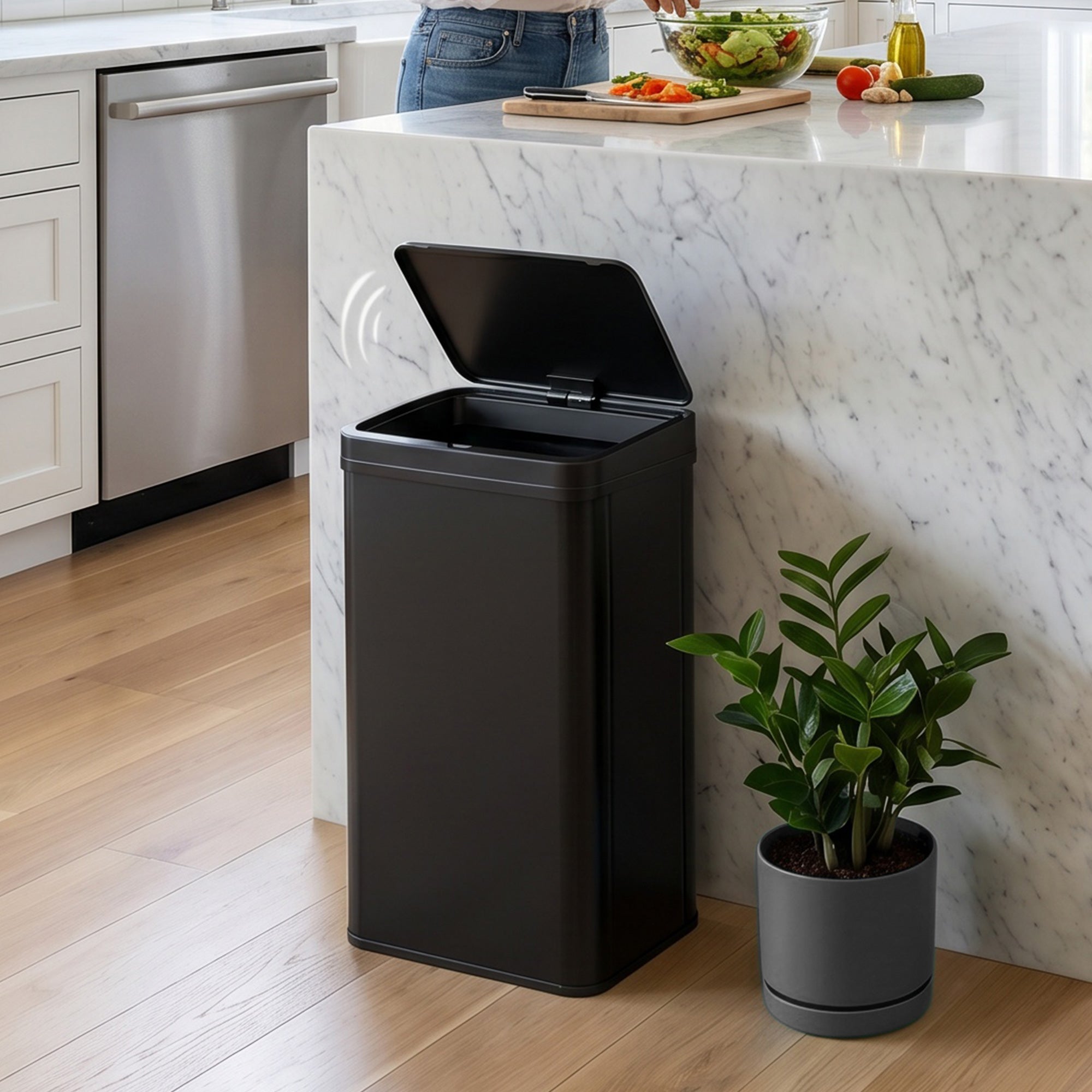 40L Sensor Bin with Soft-Close Lid, Stainless Steel Automatic Touchless Motion Sensor Kitchen Bin, Black
