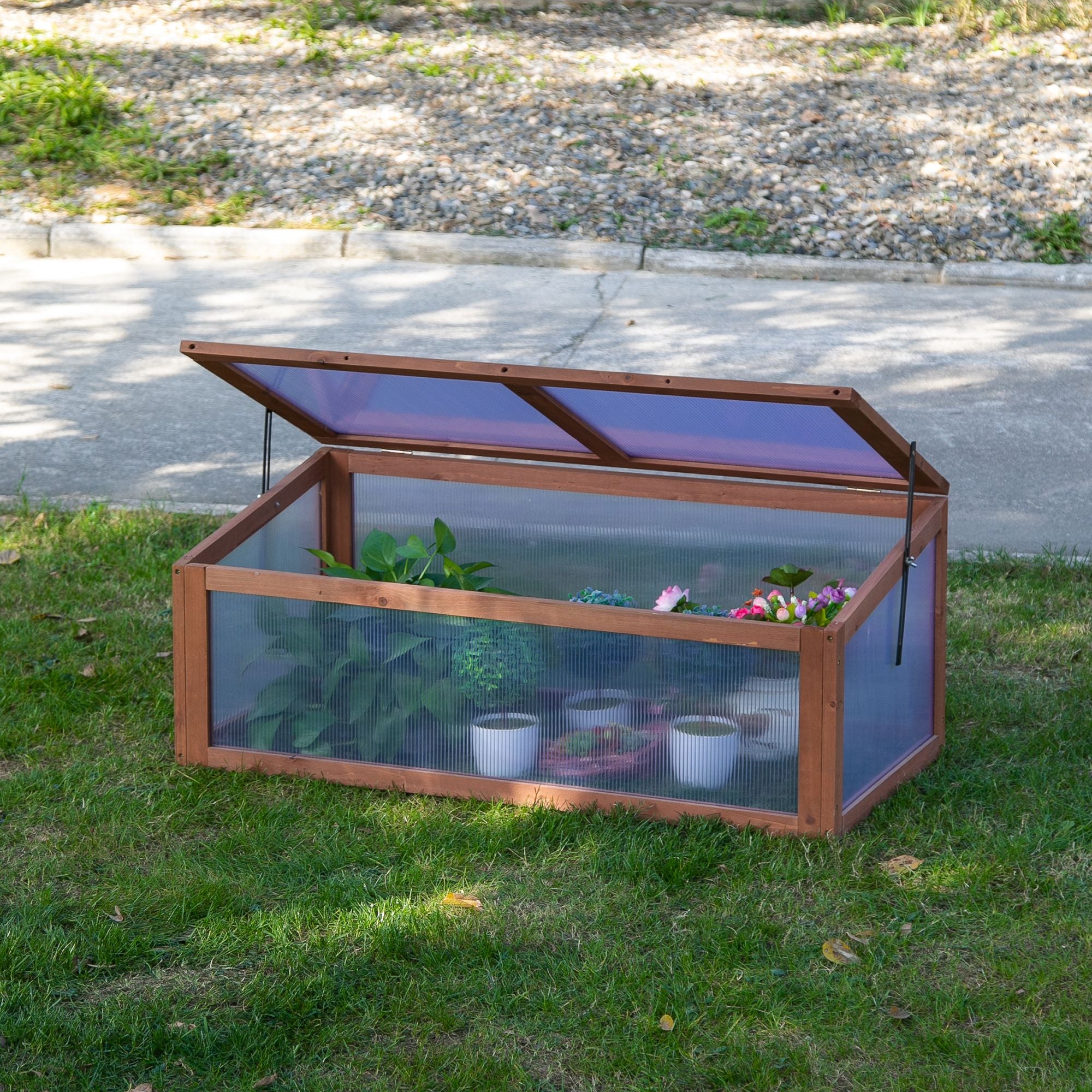 Wooden Cold Frame, Small Polycarbonate Greenhouse for Plants with Openable & Tilted Top Cover, Brown, 100 x 65 x 40cm