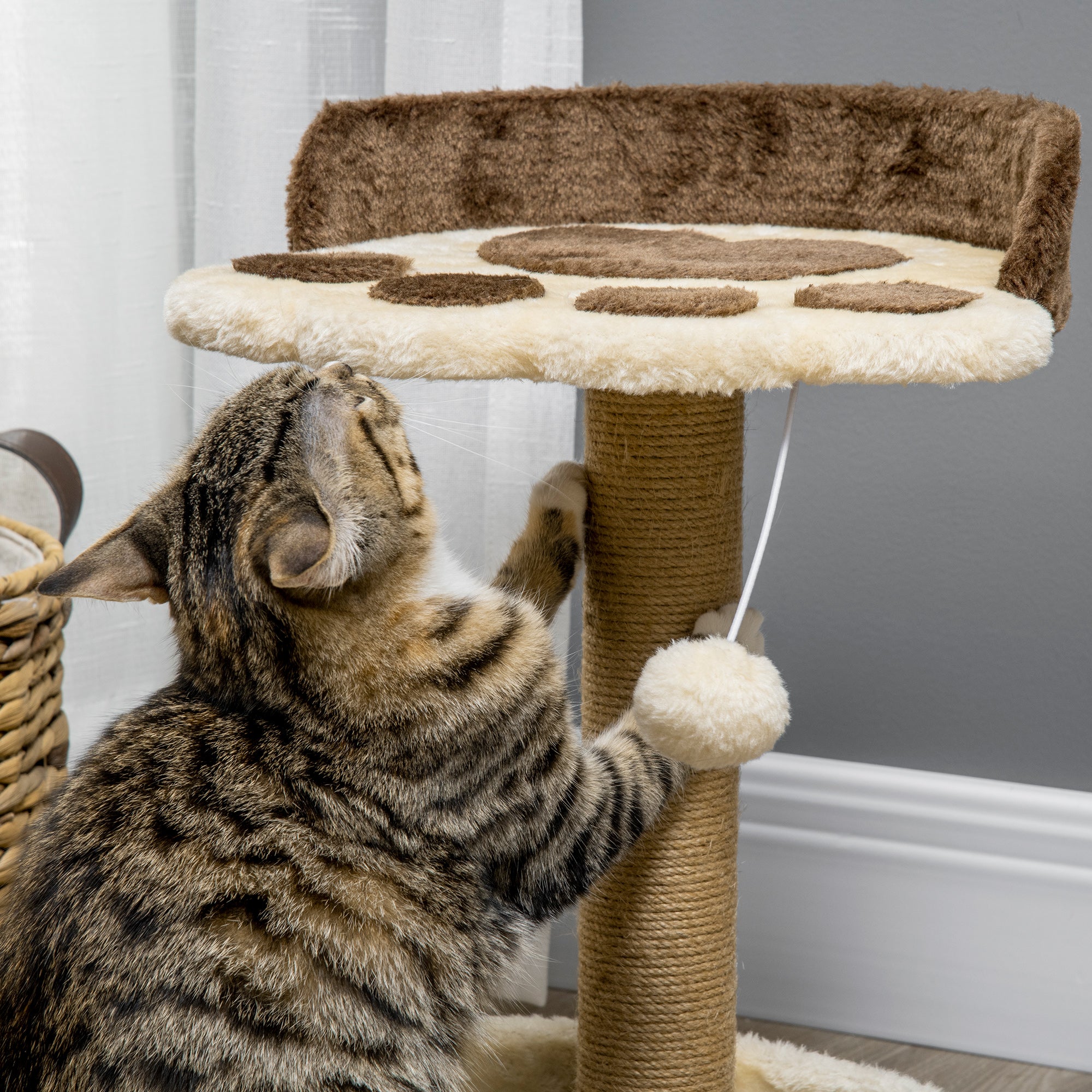 44cm Cat Tower, Cat Tree for Indoor Cats, with Sisal Cat Scratching Post, Toy Ball - Brown