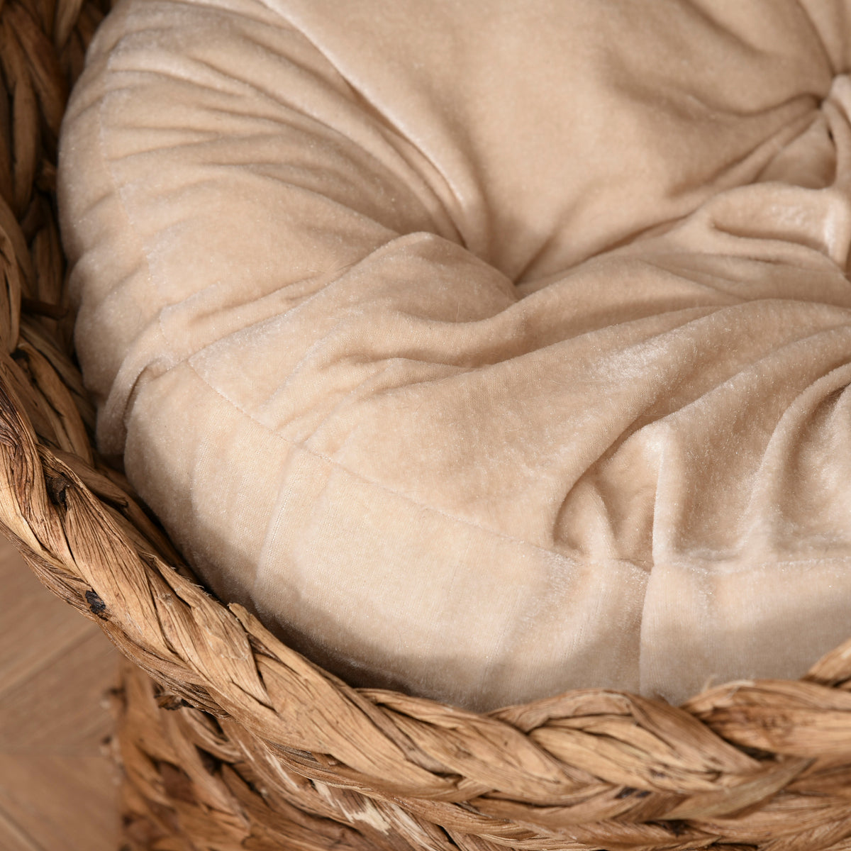 Woven Banana Leaf Elevated Cat Bed Wicker Kitten Basket Pet Den, House Cosy Cave with Soft Cushion Dome 50x42x60cm Brown