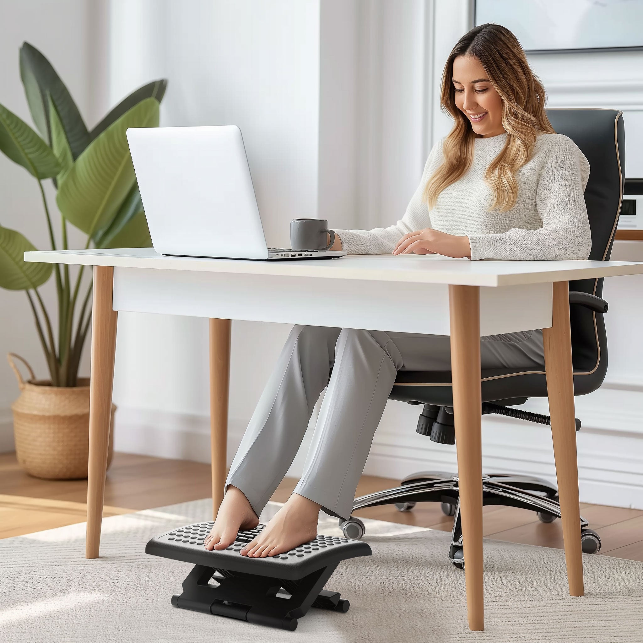 Three-Level, Multi-Angle Massage Footrest - Black