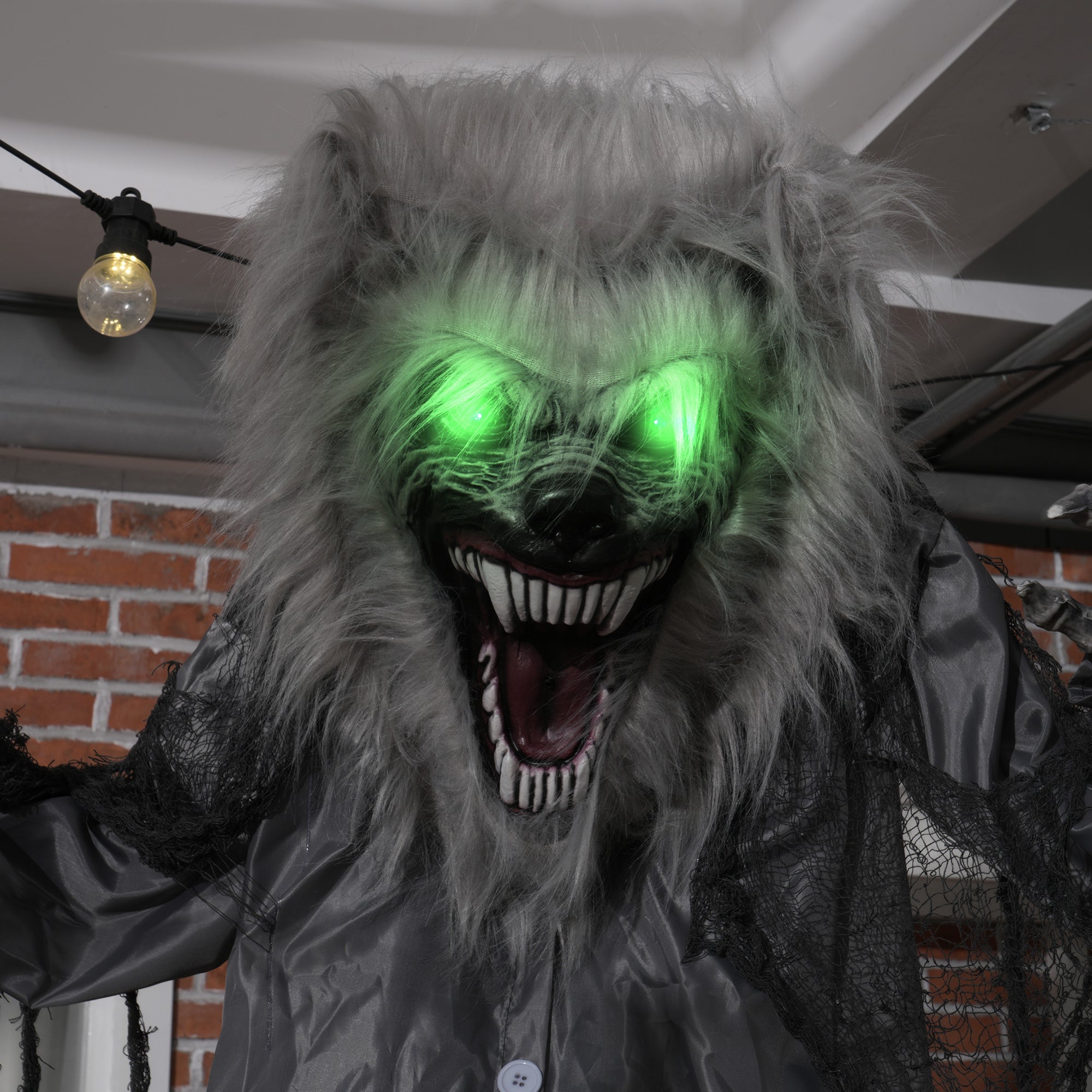 6'8" Skeleton Werewolf Halloween Animatronic, with Glowing Eyes