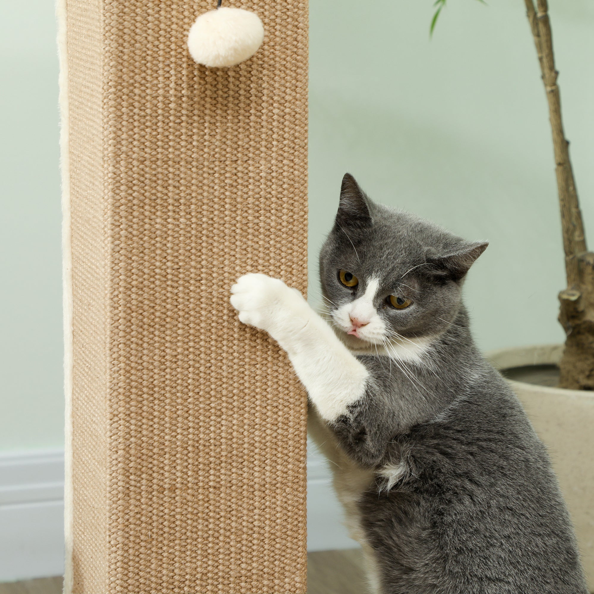 81cm Cat Scratcher, Vertical Full Scratcher w/ Natural Jute Rope, Hanging Ball, Soft Plush - Beige
