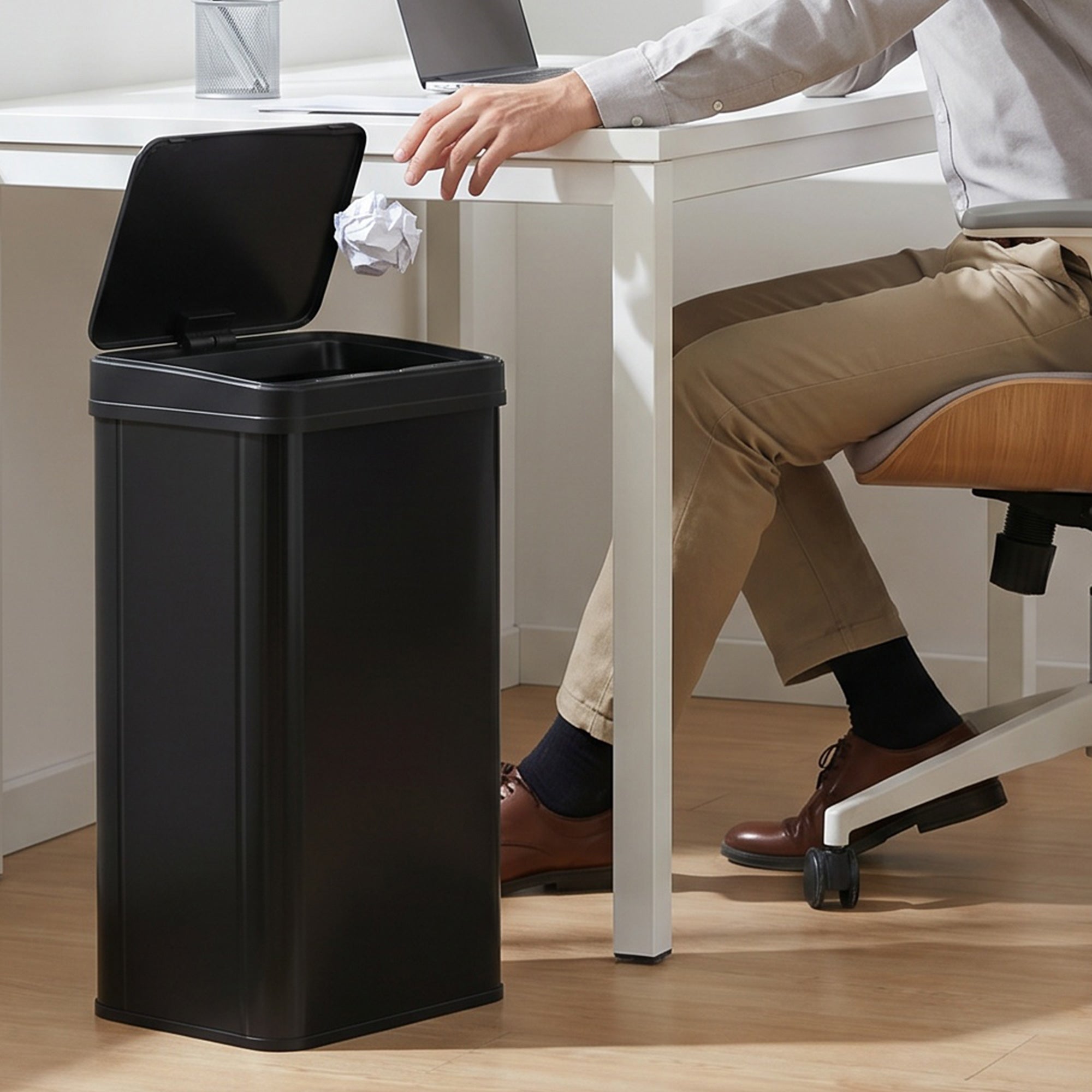 50L Sensor Bin with Soft-Close Lid, Stainless Steel Automatic Touchless Motion Sensor Kitchen Bin, Black