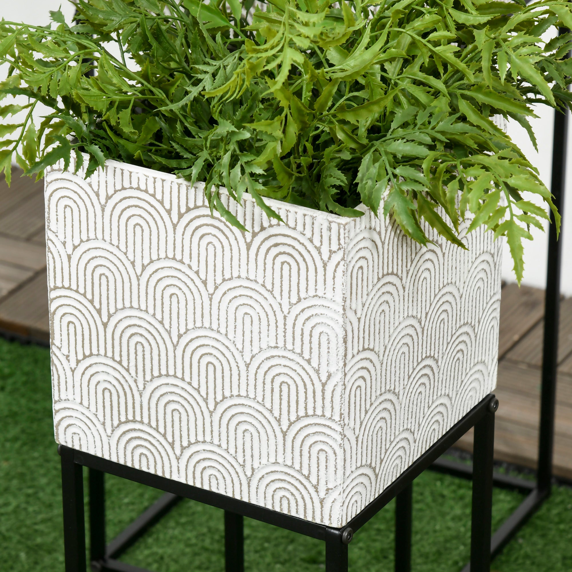 Metal Plant Stand Set of 3 with Legs, Decorative Square Planters with Stands Flower Pot Holders for Living Room, Bedroom