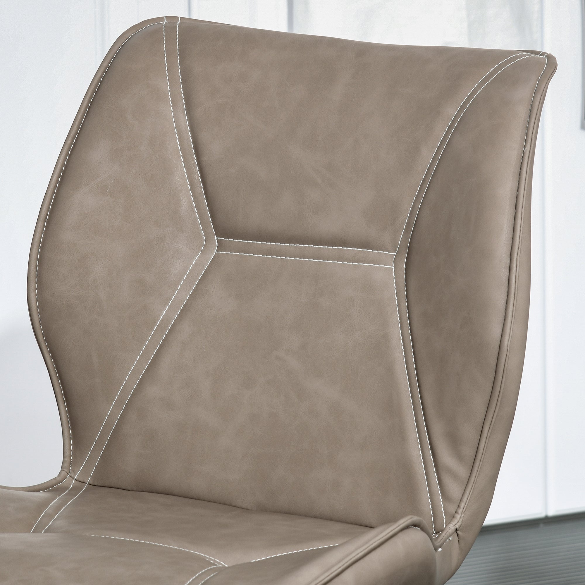 Set of 2 Contrast Stitched PU Leather Racing-Style Dining Chairs Accent Seat w/ Steel Legs Ergonomic Back Padding Home Living Room Brown