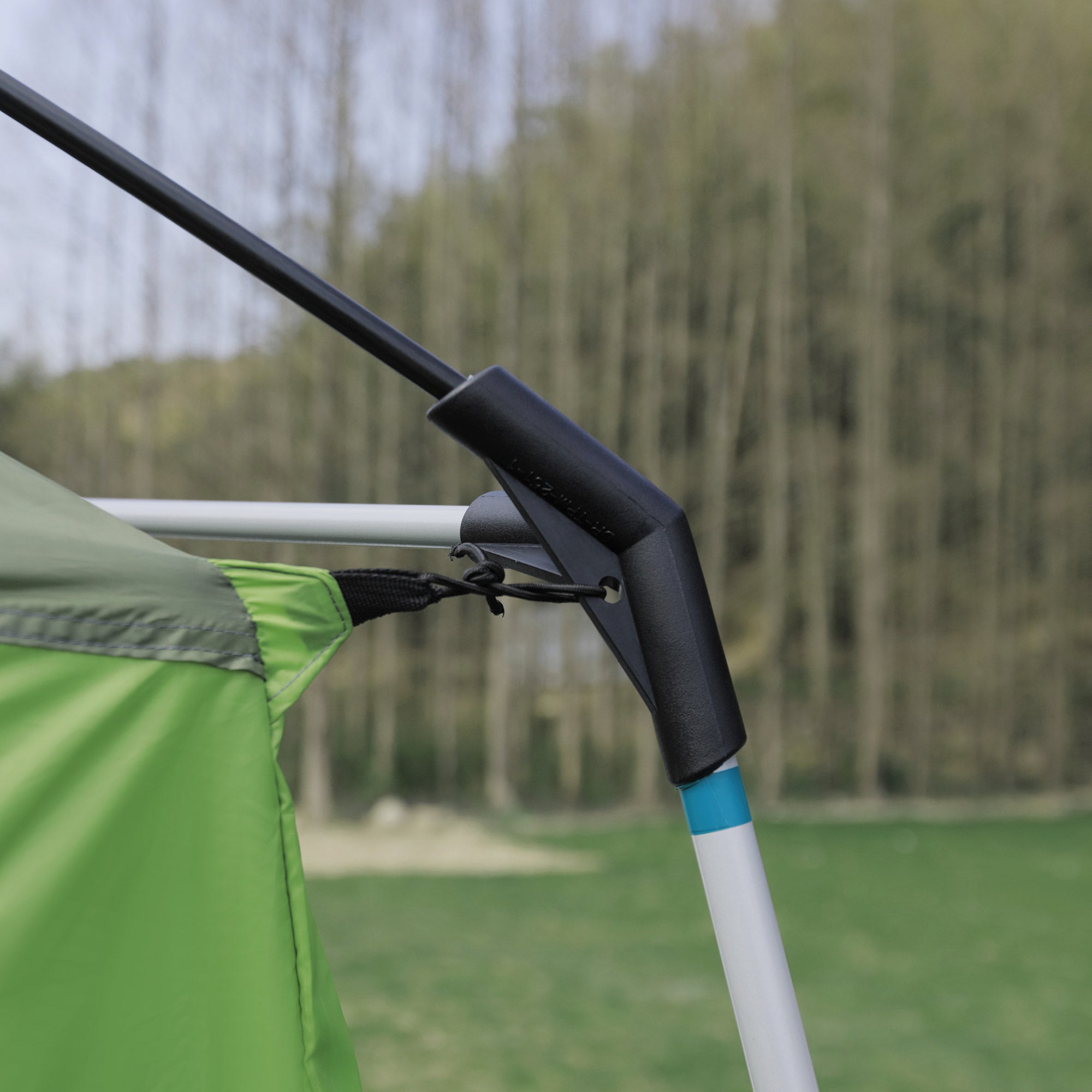 Two Room Dome Tent for 4-8 People with Porch and Mesh Windows - Green