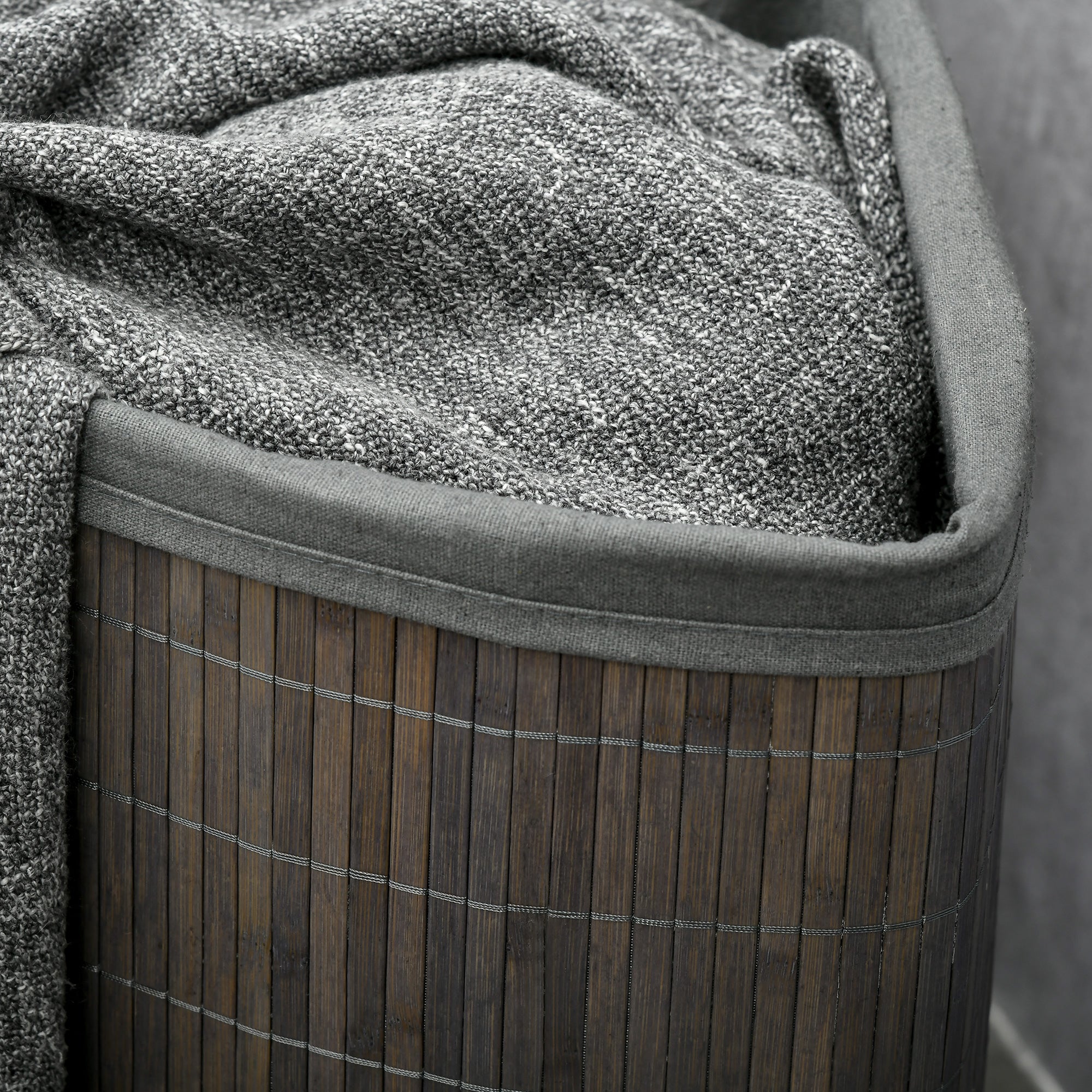 Bamboo Laundry Basket with Lid, 55 Litres Laundry Hamper with Removable Washable Lining, Corner Washing Baskets, 38 x 38 x 57cm, Grey