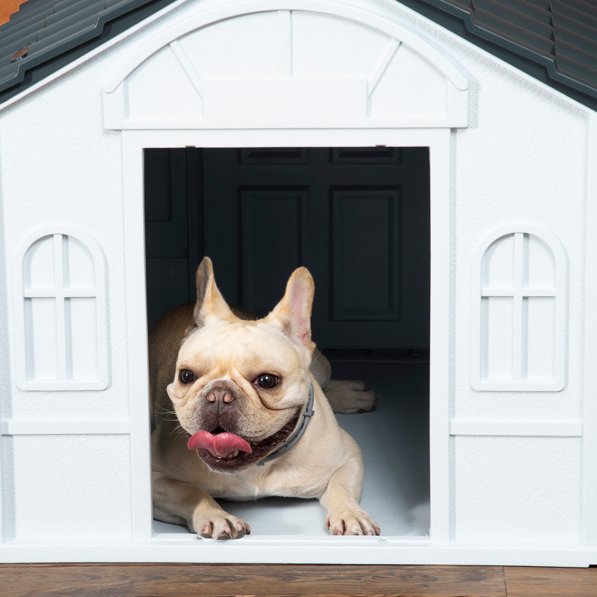 Plastic Weatherproof Dog House, Grey