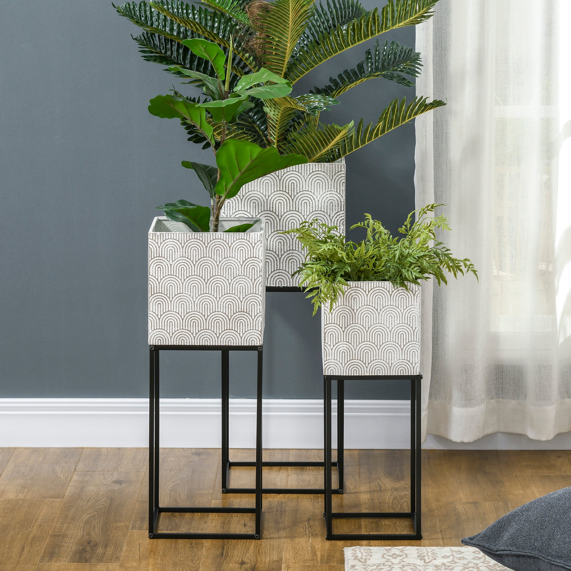 Metal Plant Stand Set of 3 with Legs, Decorative Square Planters with Stands Flower Pot Holders for Living Room, Bedroom
