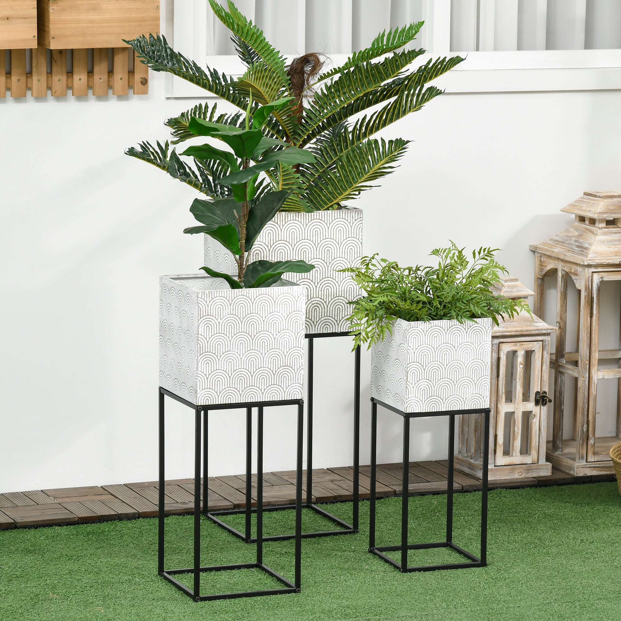 Metal Plant Stand Set of 3 with Legs, Decorative Square Planters with Stands Flower Pot Holders for Living Room, Bedroom