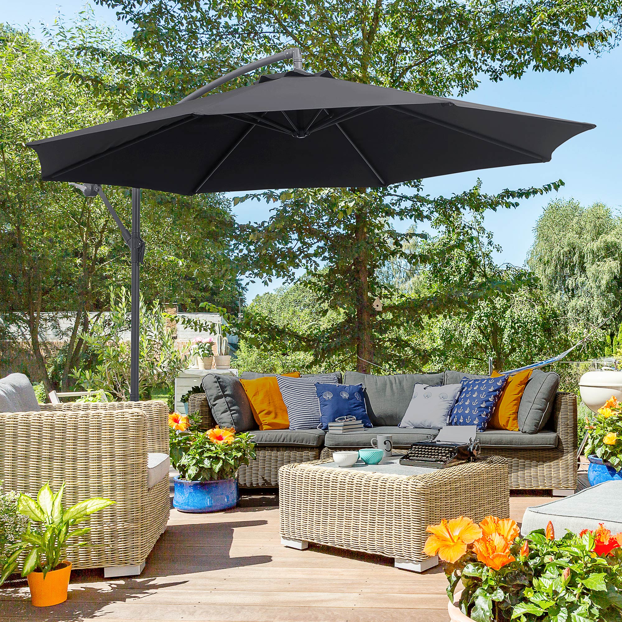 3(m) Garden Cantilever Parasol Patio Banana Hanging Umbrella Sun Shade with Crank & Tilt, 8 Ribs and Cross Base, Black