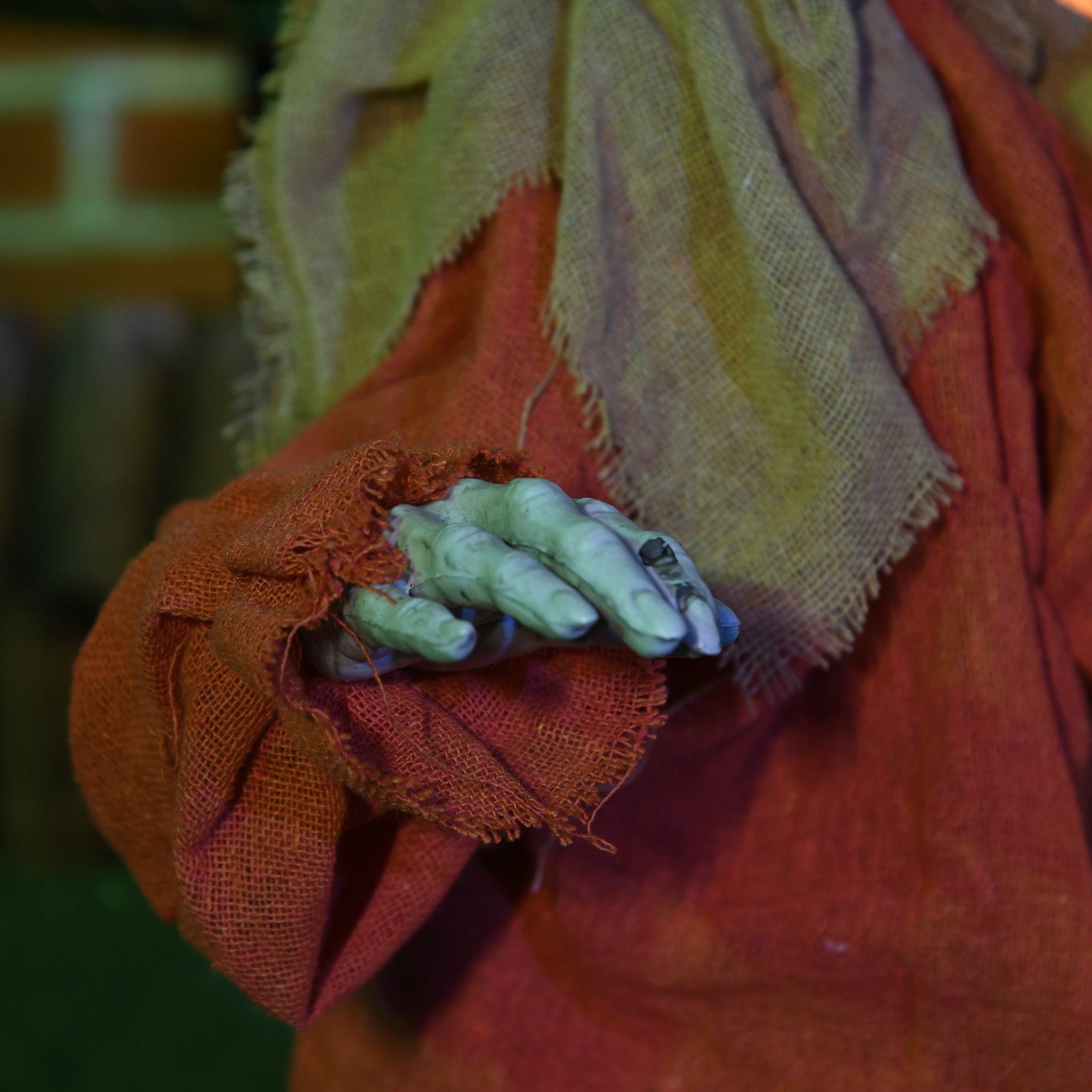 80cm Halloween Scarecrow Decoration with Light-Up Eyes and Sound Activation - Multi-Coloured