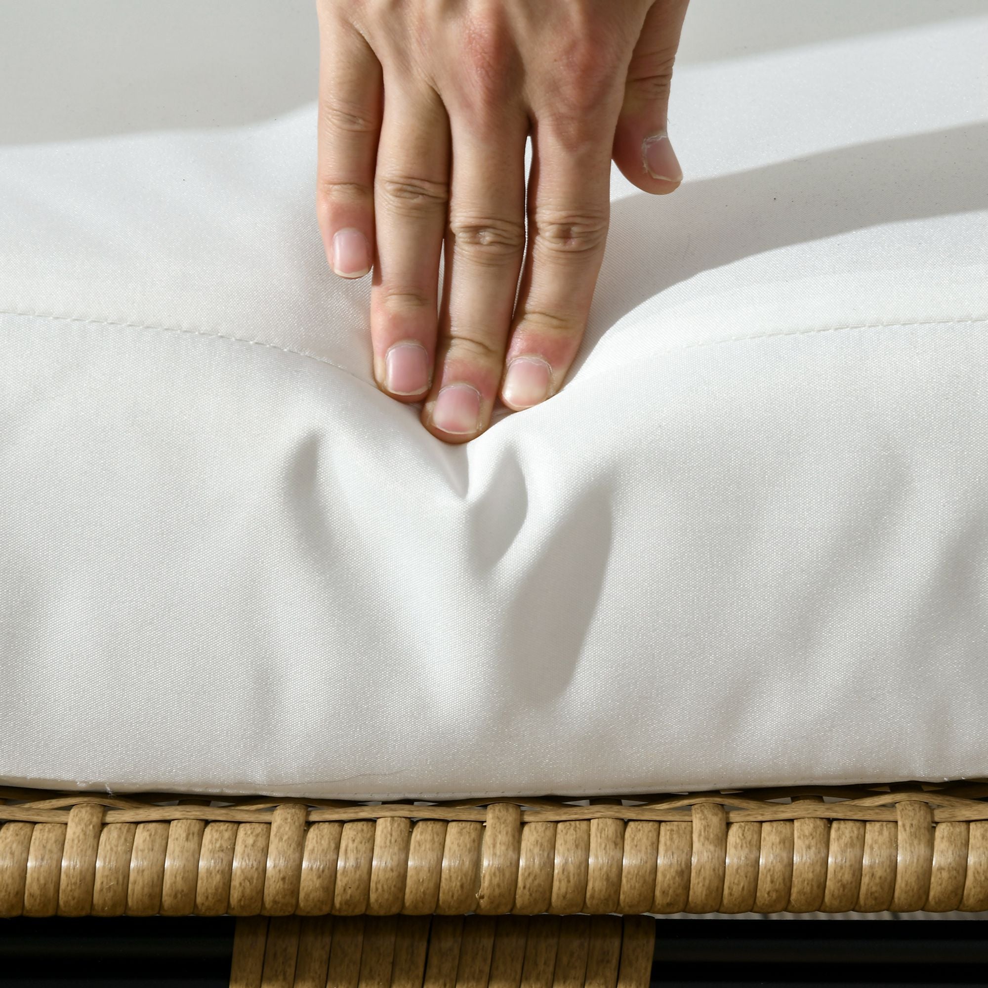 1 Seater PE Rattan Outdoor Egg Chair with Padded Cushions - Khaki