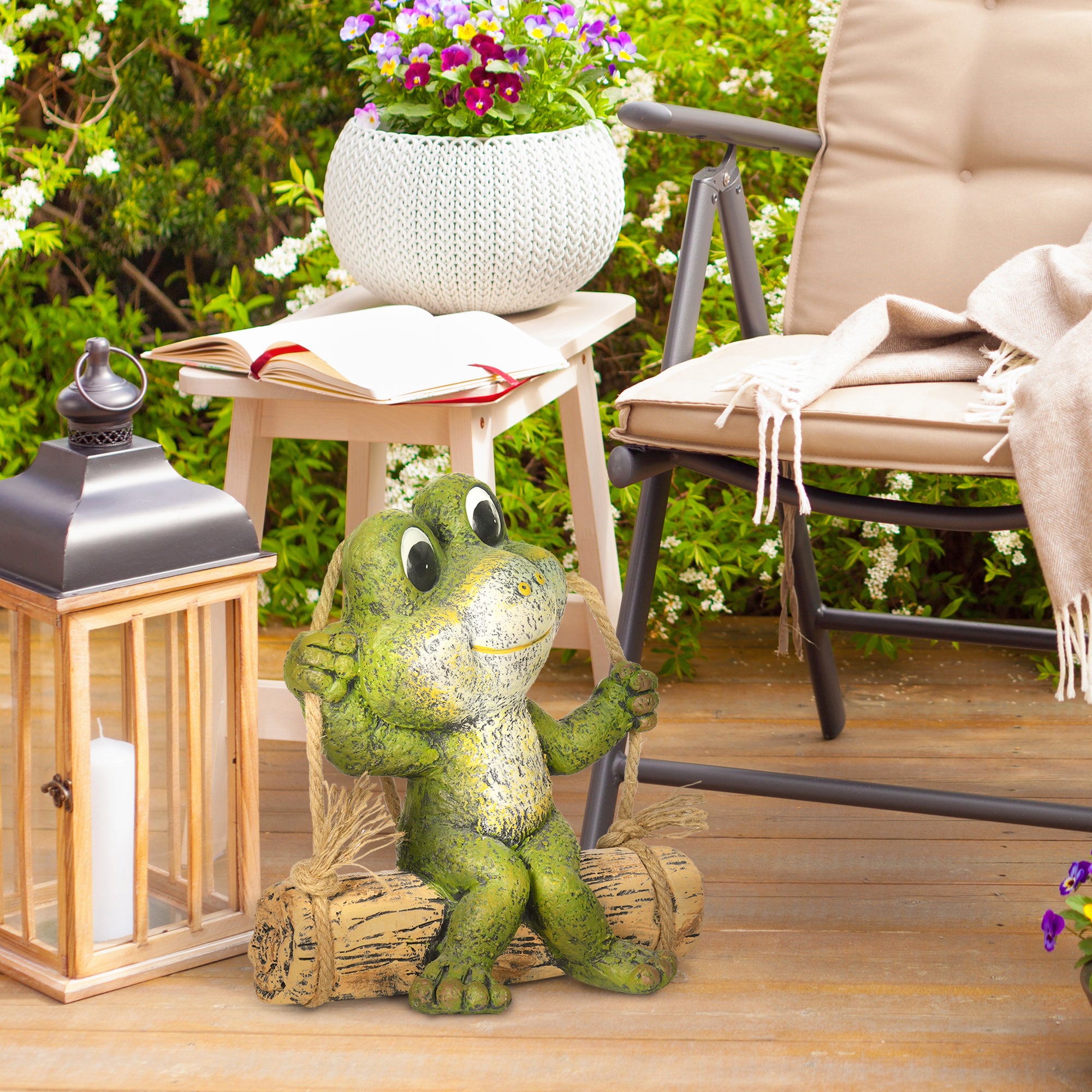 Hanging Garden Statue, Vivid Frog on Swing Art Sculpture, Outdoor Ornament Home Decoration, Green
