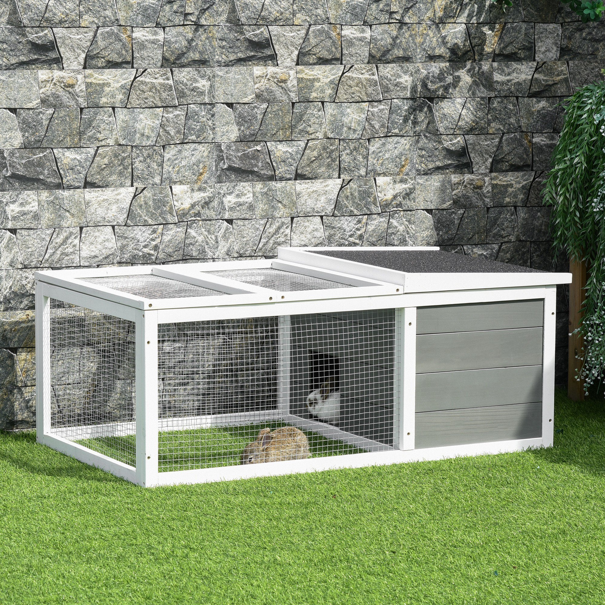 Indoor Outdoor Wooden Small Guinea Pigs Hutch with UV-Resistant Asphalt Roof and Water-Repellent Paint